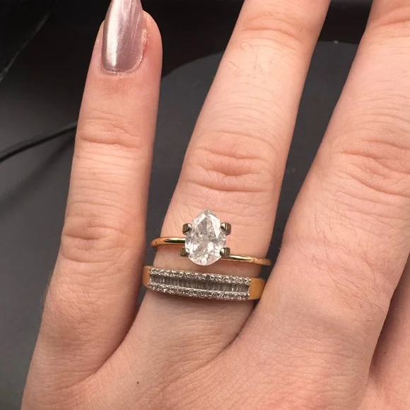 Natural 1ct pear shape diamond in solid 14k gold engagement ring display LOOSE - Picture 9 of 17